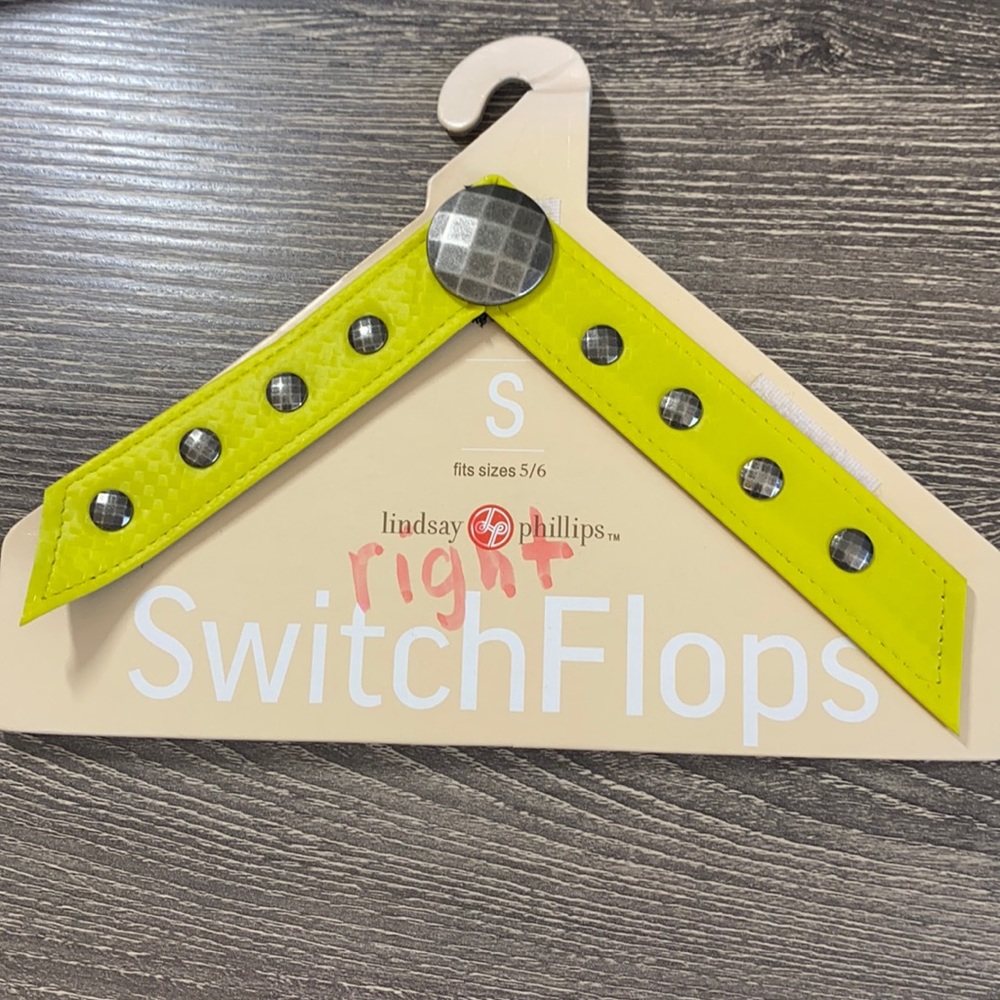 Lindsay Phillips SwitchFlops - Janet - size Small
